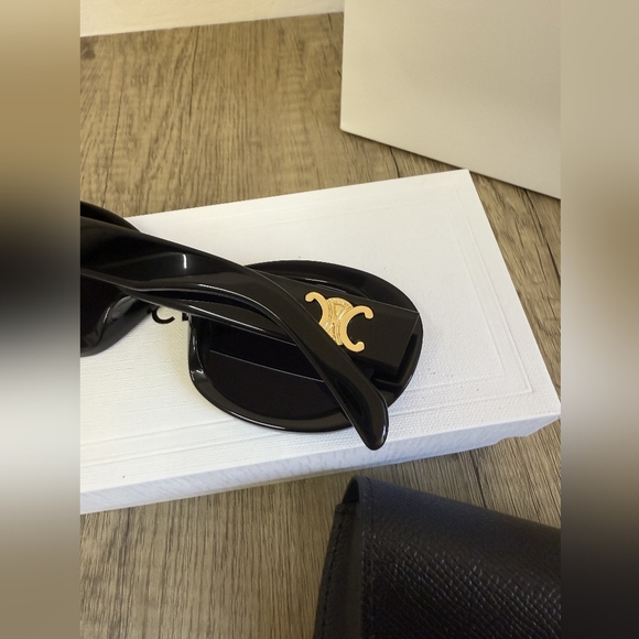 Celine Triomphe Oval Black Sunglasses - Picture 11 of 11